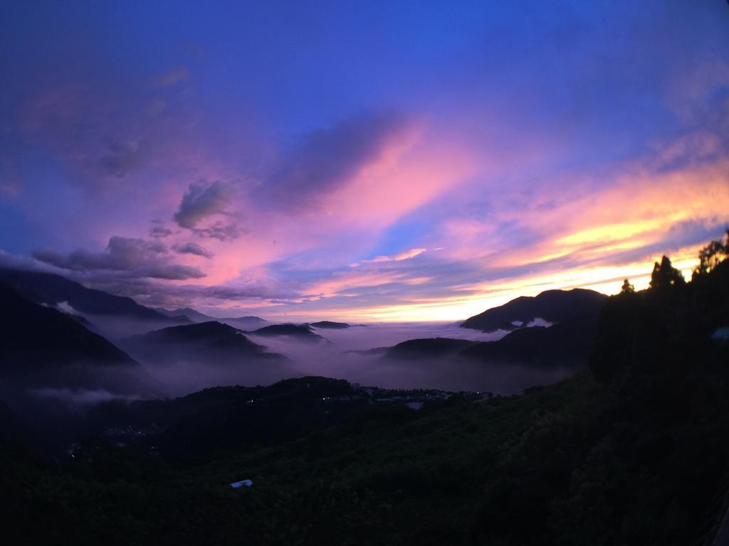 Cingjing Four Seasons B&B Renai Eksteriør bilde
