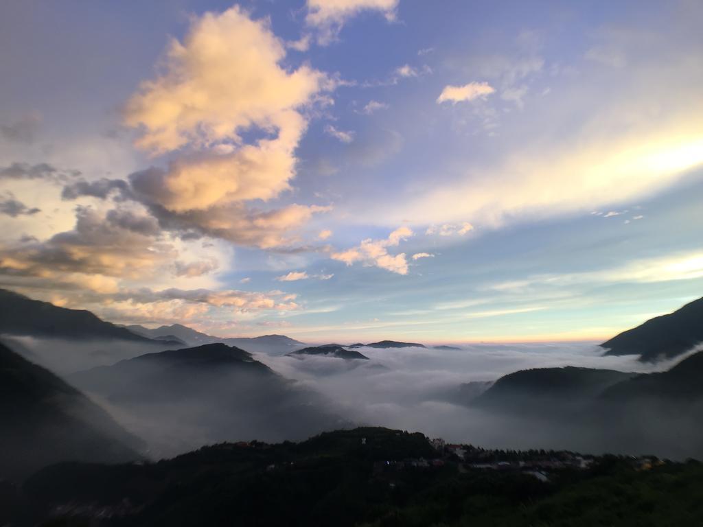 Cingjing Four Seasons B&B Renai Eksteriør bilde