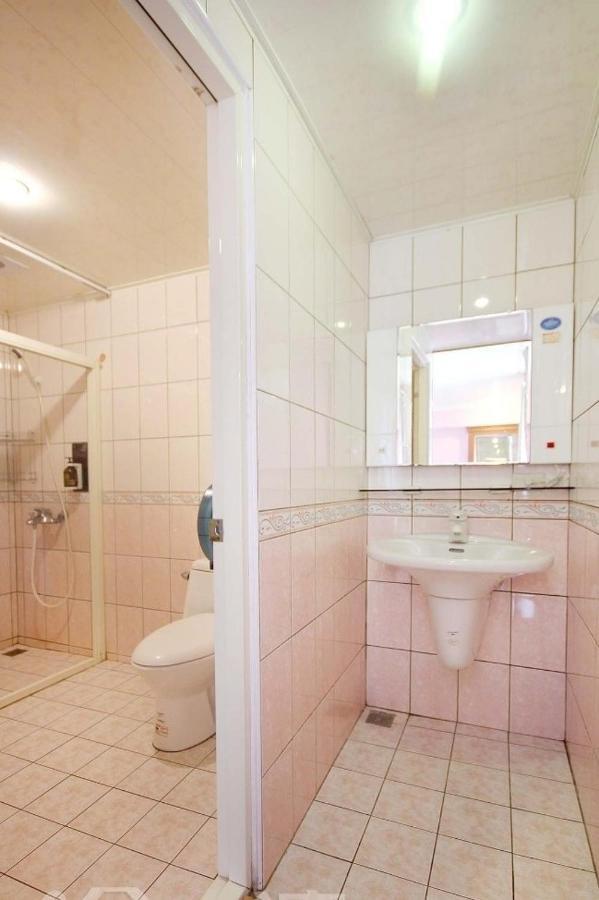 Cingjing Four Seasons B&B Renai Eksteriør bilde